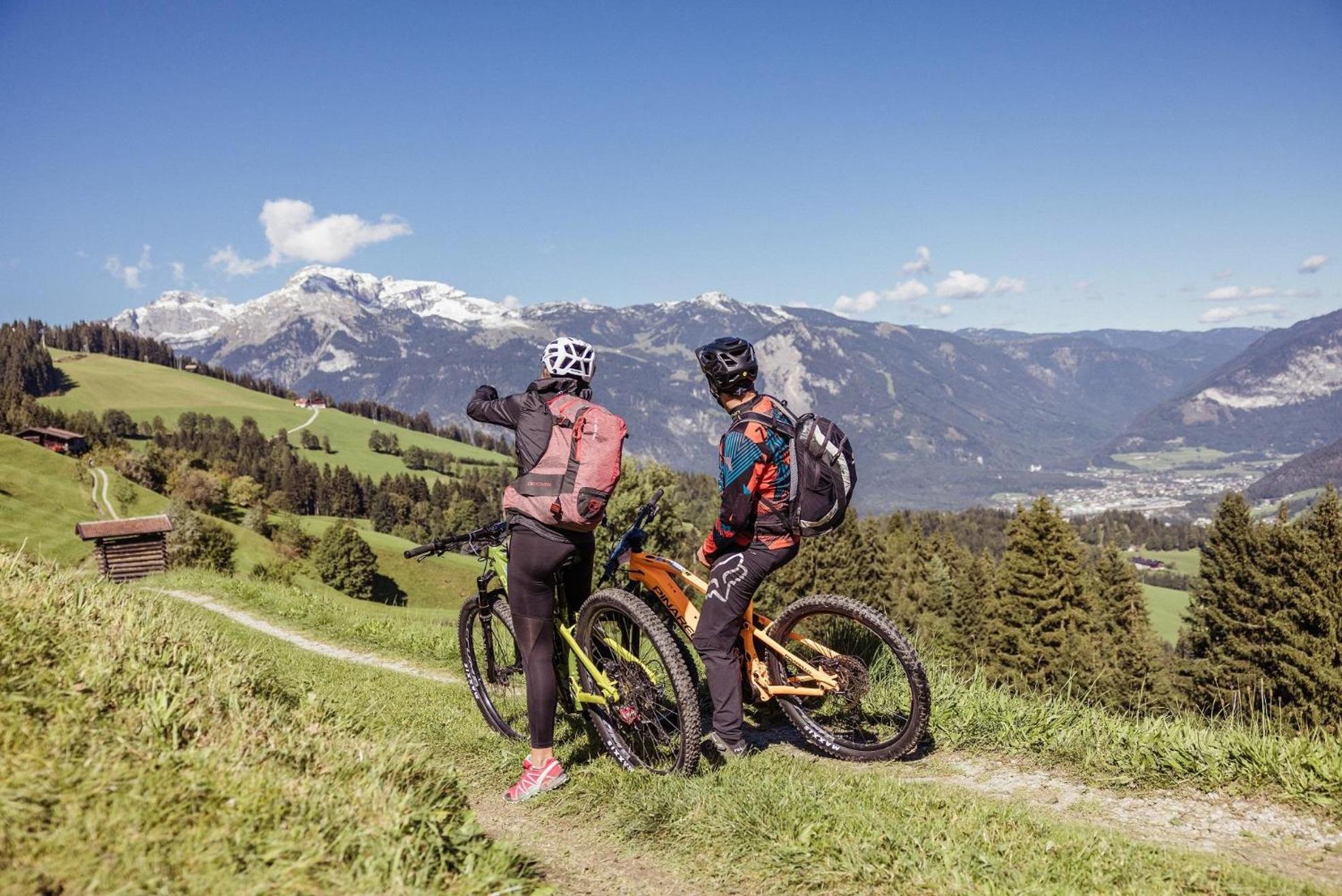 Haus Hislop Apartment Inneralpbach Luaran gambar