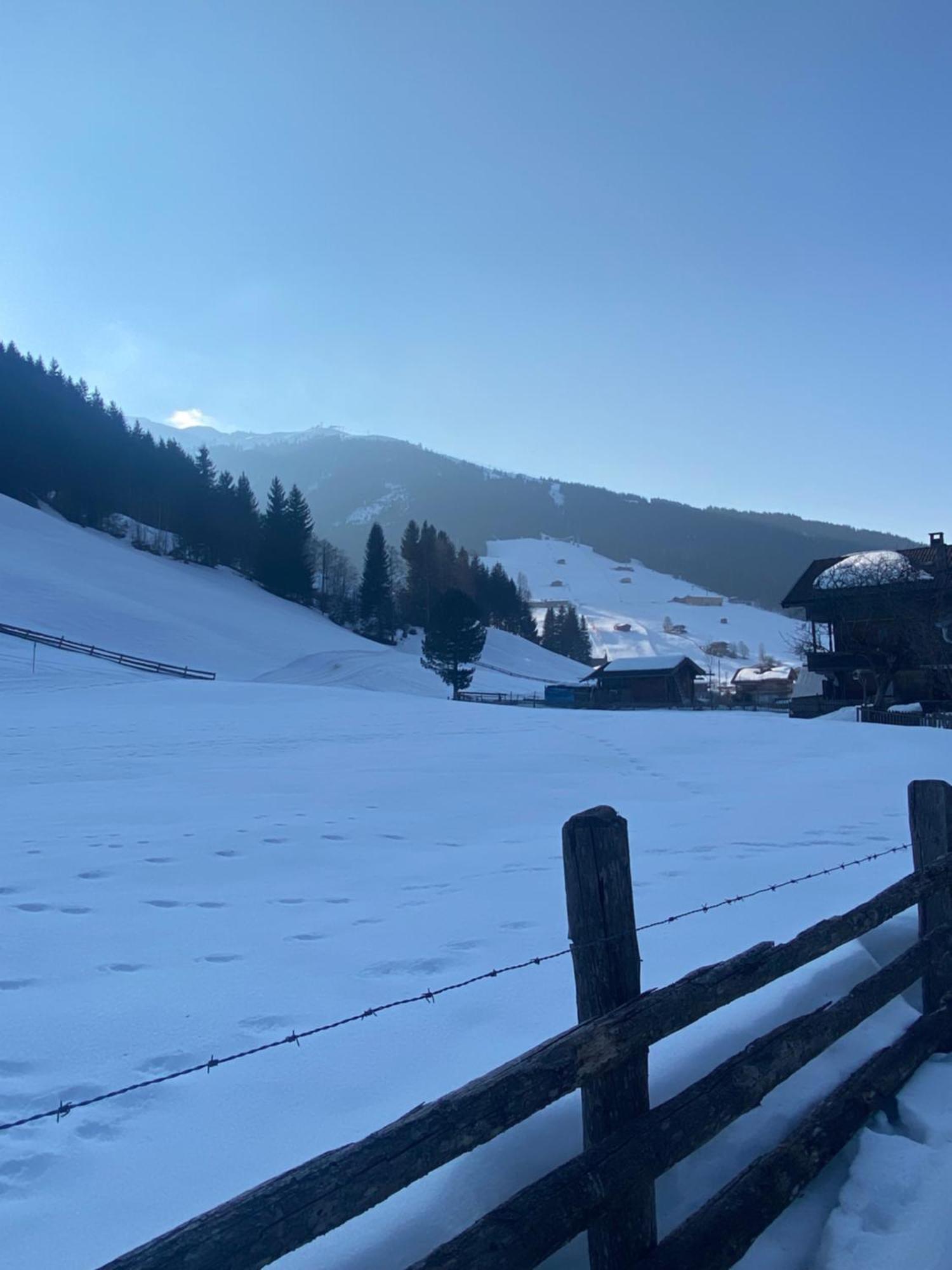 Haus Hislop Apartment Inneralpbach Luaran gambar